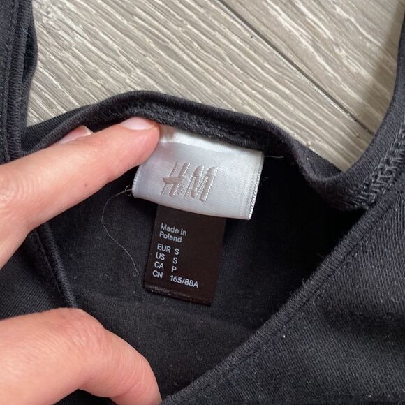 H&M Dress with Shoulder Embellishments - Picture 3 of 4